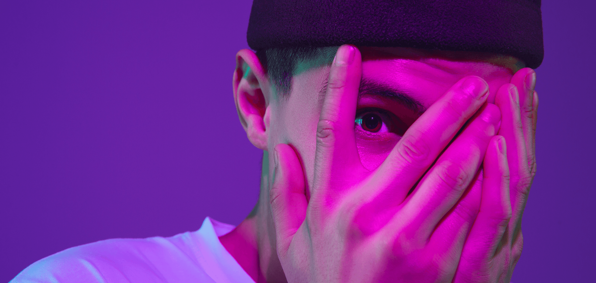 Ekomade Features Background